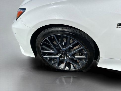 Used 2016 Lexus RC 200t image 38