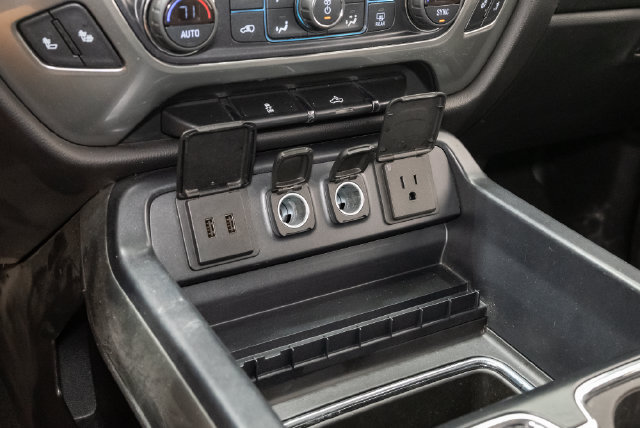 Used 2018 Chevrolet Silverado 1500 LT w/ All Star Edition AWD/4WD image 22