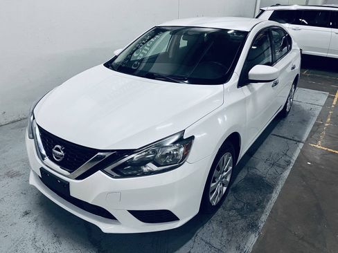 Used 2019 Nissan Sentra S FWD image 12