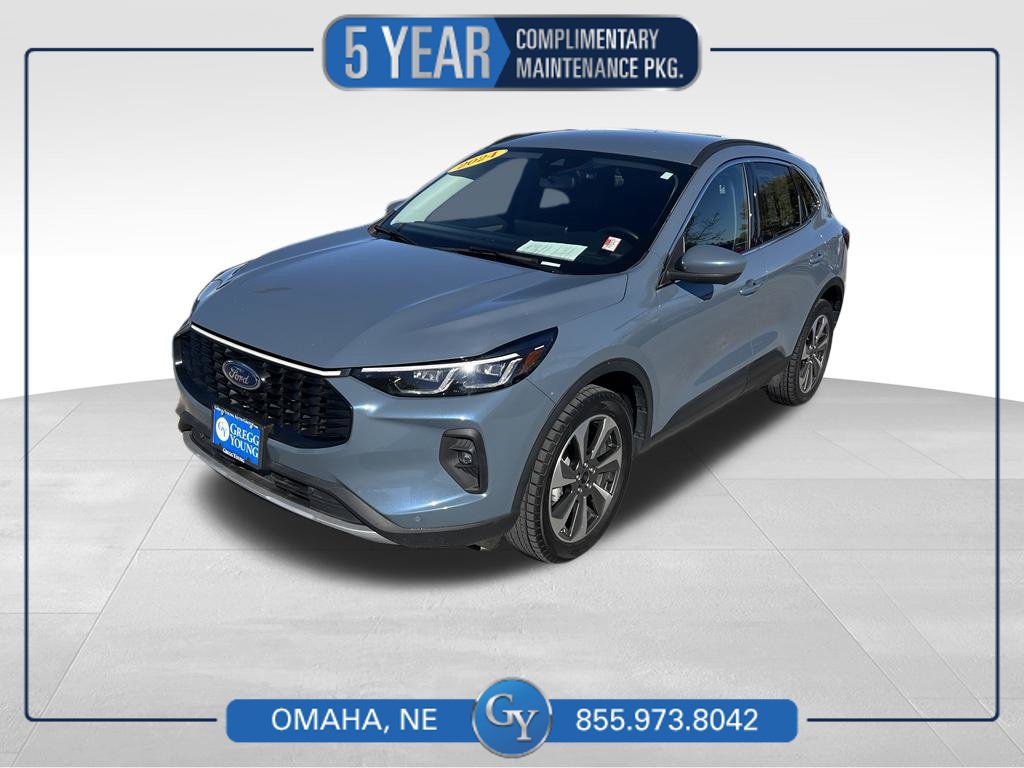 Used 2024 Ford Escape Platinum AWD/4WD image 1