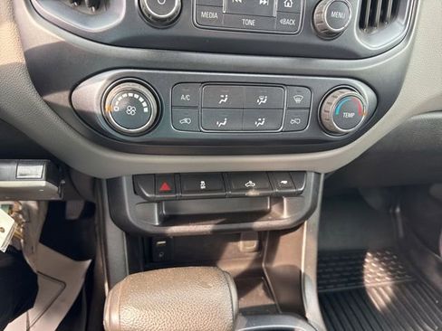 Used 2017 Chevrolet Colorado W/T w/ WT Convenience Package image 22