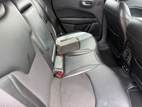 Used 2021 Jeep Compass Latitude w/ Sun and Sound Group FWD image 13