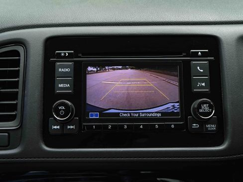 Used 2022 Honda HR-V LX image 30