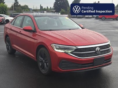 Certified 2024 Volkswagen Jetta SE w/ Panoramic Sunroof Package