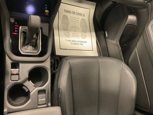 Certified 2025 Subaru Forester Limited w/ Popular Package #2 AWD/4WD image 22
