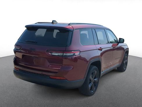 Certified 2023 Jeep Grand Cherokee L Laredo image 8