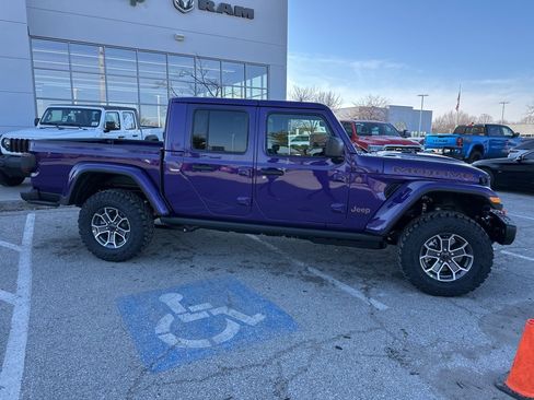 New 2026 Jeep Gladiator Mojave image 36