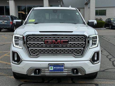Used 2022 GMC Sierra 1500 Denali w/ Denali Reserve Package AWD/4WD image 9
