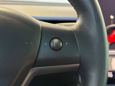 Used 2019 Tesla Model 3 Standard Range RWD image 30