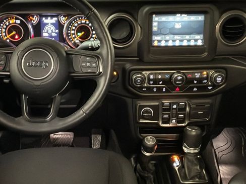 Used 2023 Jeep Wrangler Unlimited Sport AWD/4WD image 20