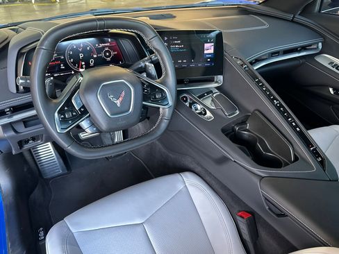 Used 2024 Chevrolet Corvette Stingray Coupe w/ 1LT RWD image 12