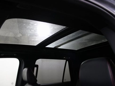 Certified 2022 Ford Expedition Max Limited image 3