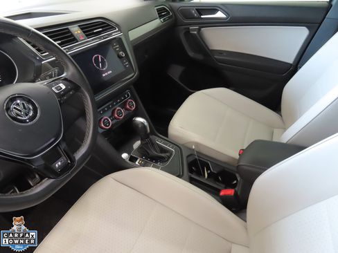 Used 2021 Volkswagen Tiguan SE R-Line FWD image 22