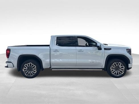 Used 2026 GMC Sierra 1500 Denali Ultimate AWD/4WD image 6