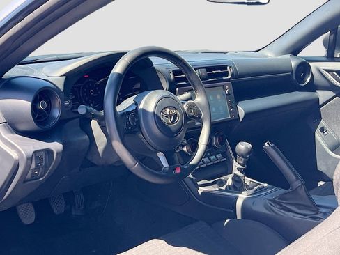 Used 2023 Toyota GR86 image 9