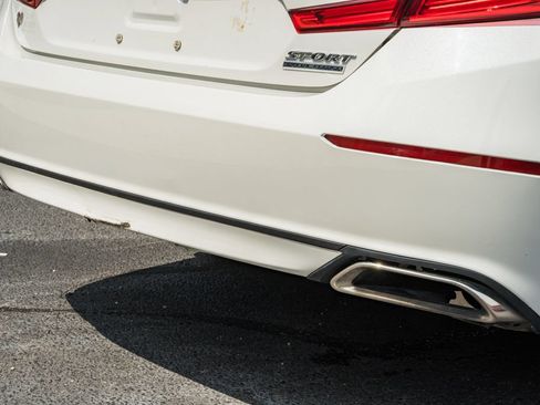 Used 2022 Honda Accord Sport Special Edition image 8