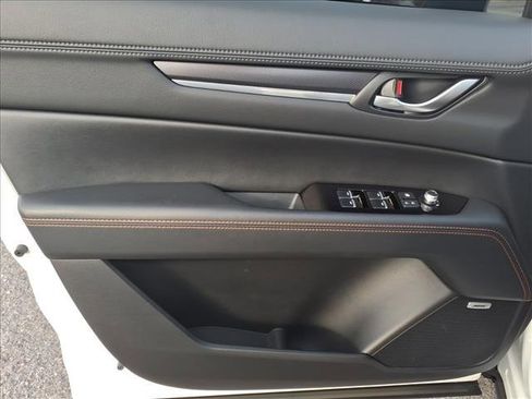 Used 2025 MAZDA CX-5 Carbon Edition image 12