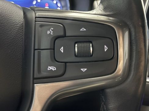 Used 2023 Chevrolet Suburban Z71 w/ Luxury Package image 18