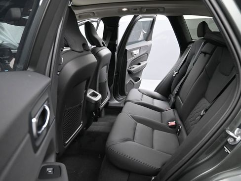 New 2026 Volvo XC60 B5 Plus w/ Climate Package AWD/4WD image 20