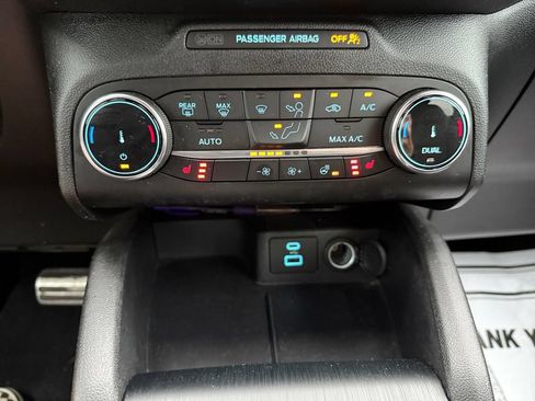 Used 2023 Ford Escape ST-Line AWD/4WD image 32