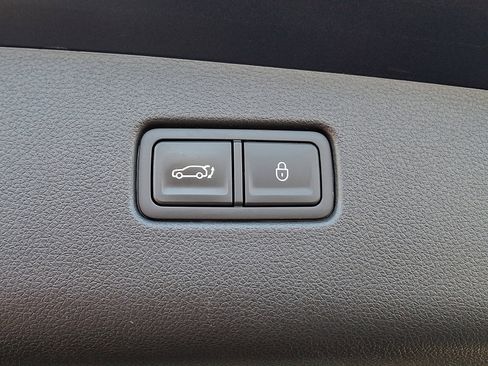 Used 2025 Genesis GV70 2.5T image 29