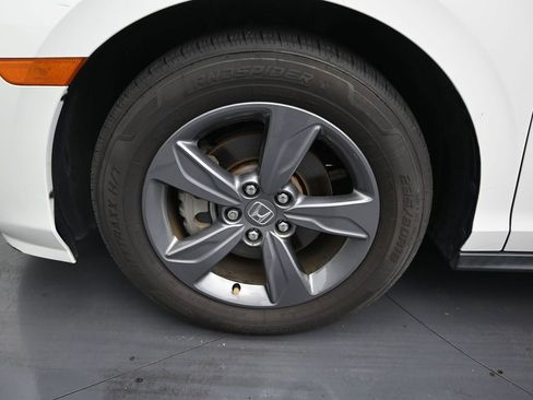 Used 2022 Honda Odyssey EX image 9