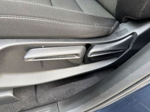 Used 2023 Honda CR-V LX image 14