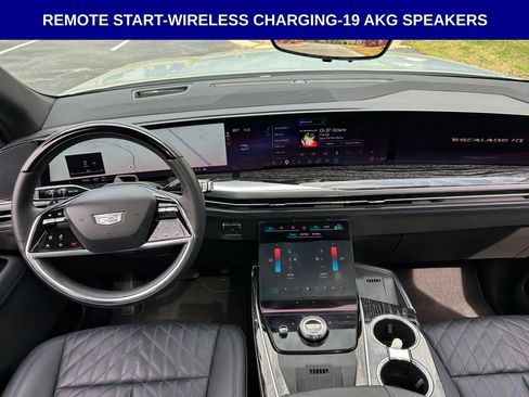 Used 2025 Cadillac Escalade IQ Sport 1 w/ Smart Trailering package AWD/4WD image 15