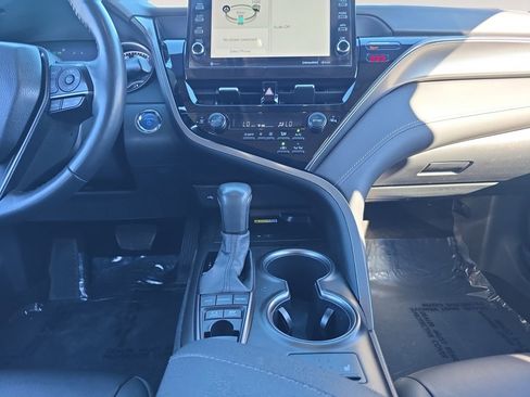 Used 2024 Toyota Camry XSE image 11