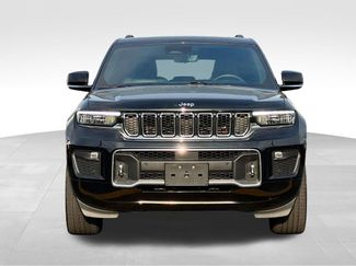 Used 2023 Jeep Grand Cherokee Overland w/ Luxury Tech Group IV AWD/4WD video 2
