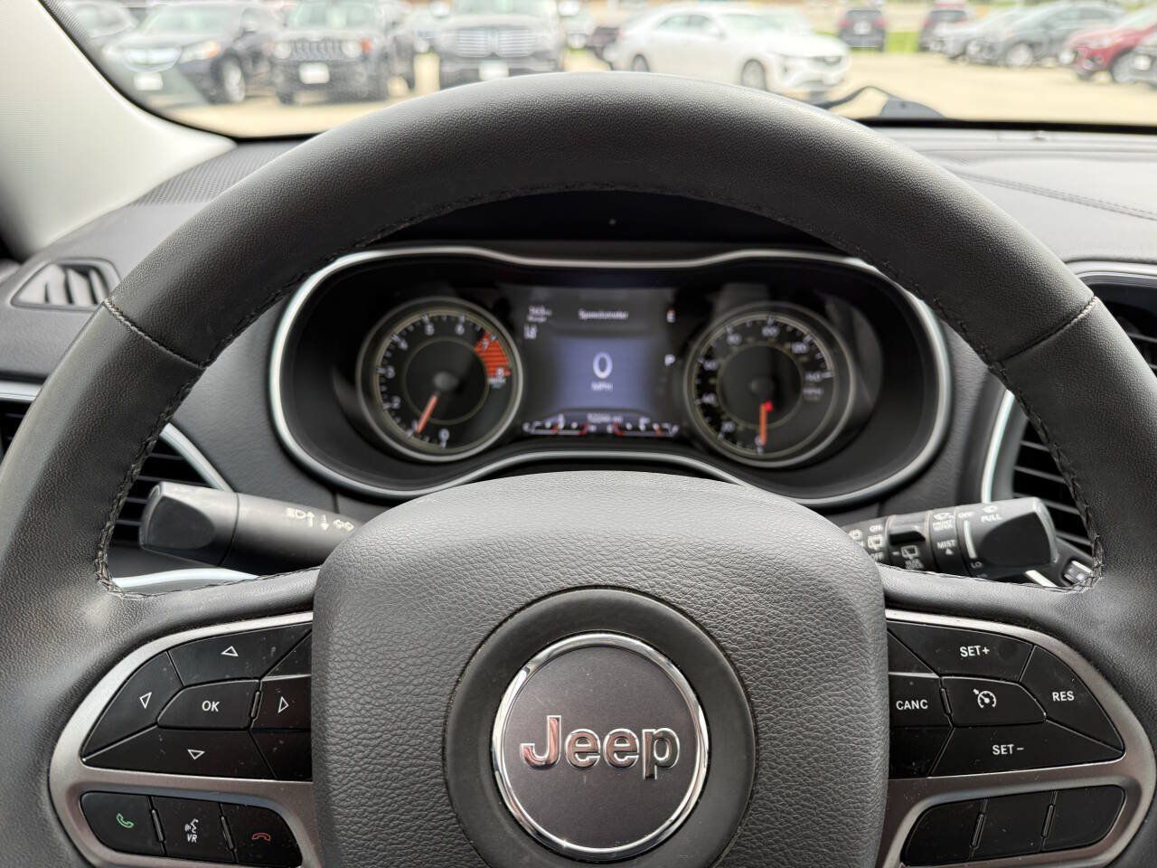 Used 2022 Jeep Cherokee Latitude Lux AWD/4WD image 7