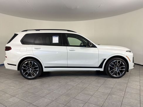 Certified 2025 BMW X7 M60i AWD/4WD image 8