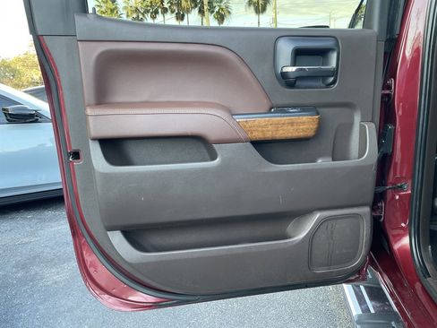 Used 2014 Chevrolet Silverado 1500 High Country w/ High Country Premium Package image 40