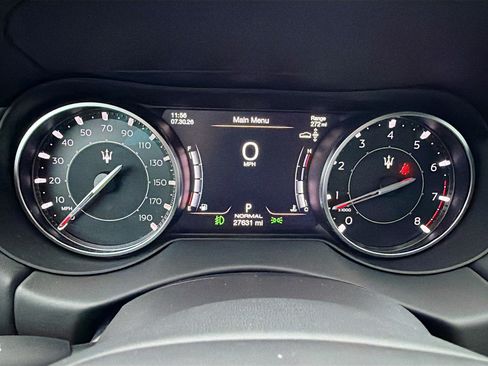 Used 2023 Maserati Levante GT AWD/4WD image 41