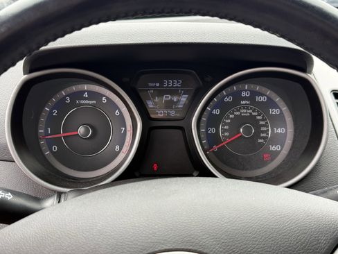 Used 2016 Hyundai Elantra Value Edition FWD image 18