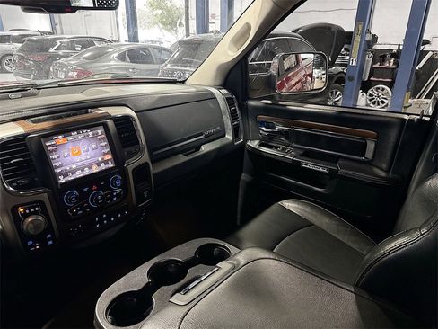 Used 2016 RAM 1500 Laramie image 24