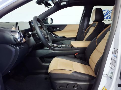 New 2026 Chevrolet Equinox ACTIV w/ Convenience Package III image 7