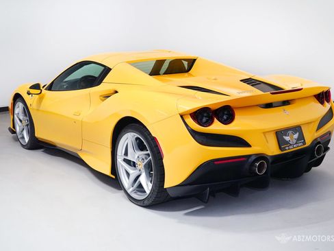Used 2022 Ferrari F8 Tributo RWD image 7