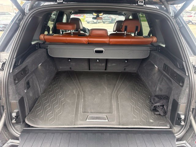 Used 2022 BMW X5 xDrive40i w/ M Sport Package AWD/4WD image 9