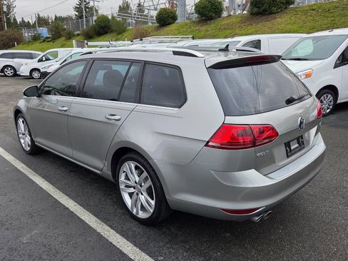 Used 2015 Volkswagen Golf TDI SEL image 5