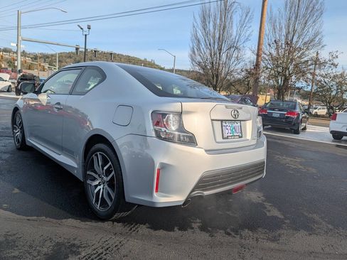 Used 2014 Scion tC image 19