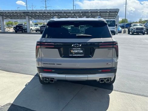 New 2026 Chevrolet Traverse Z71 w/ Enhanced Driving Package AWD/4WD image 23