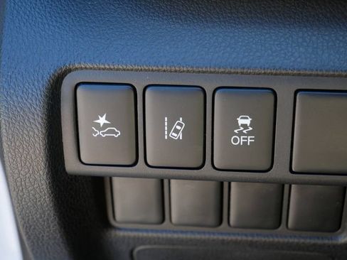 Used 2023 Mitsubishi Eclipse Cross LE AWD/4WD image 16