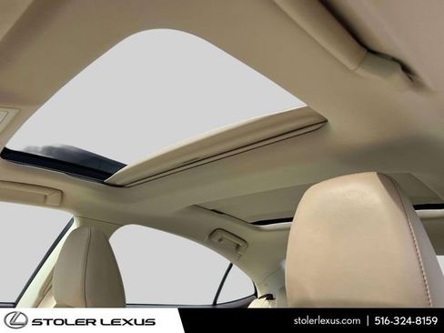 Used 2017 Lexus ES 350 w/ Luxury Package image 24