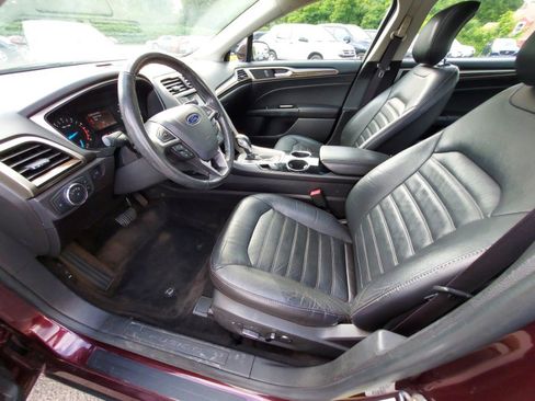 Used 2013 Ford Fusion SE FWD image 7