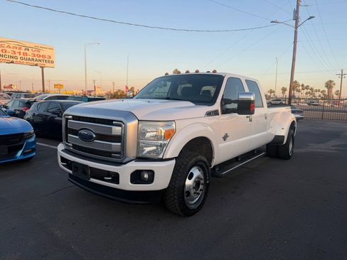 Used 2015 Ford F350 Platinum AWD/4WD image 3