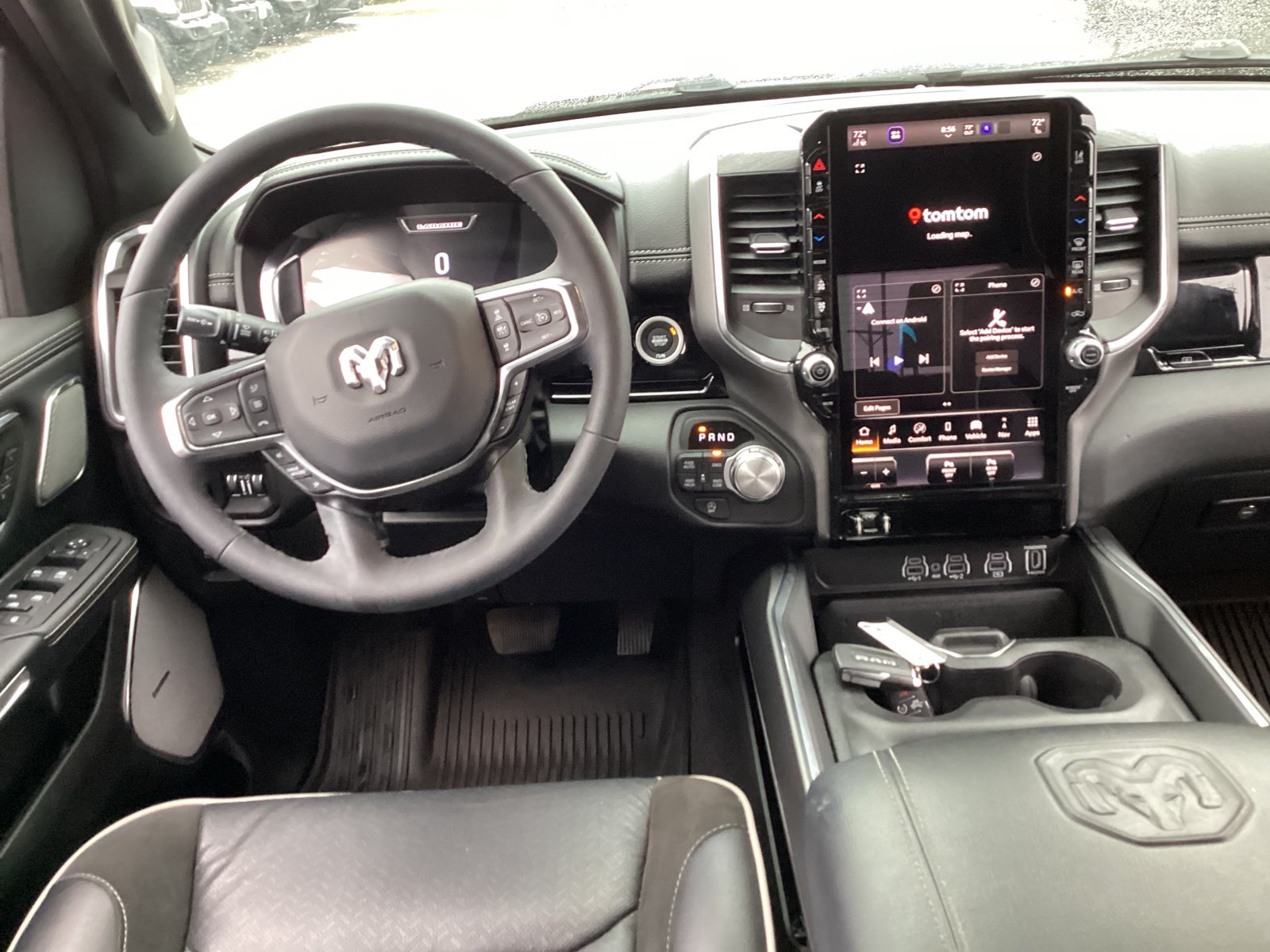 Used 2025 RAM 1500 Laramie AWD/4WD image 15