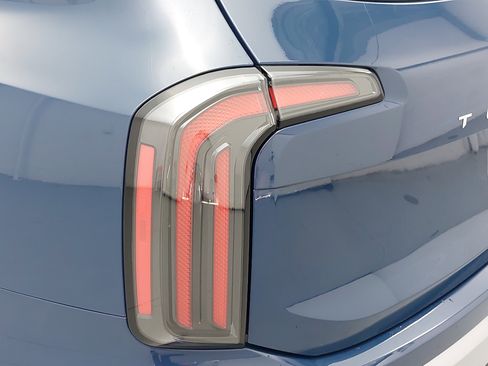 Used 2024 Kia Telluride SX Prestige image 39