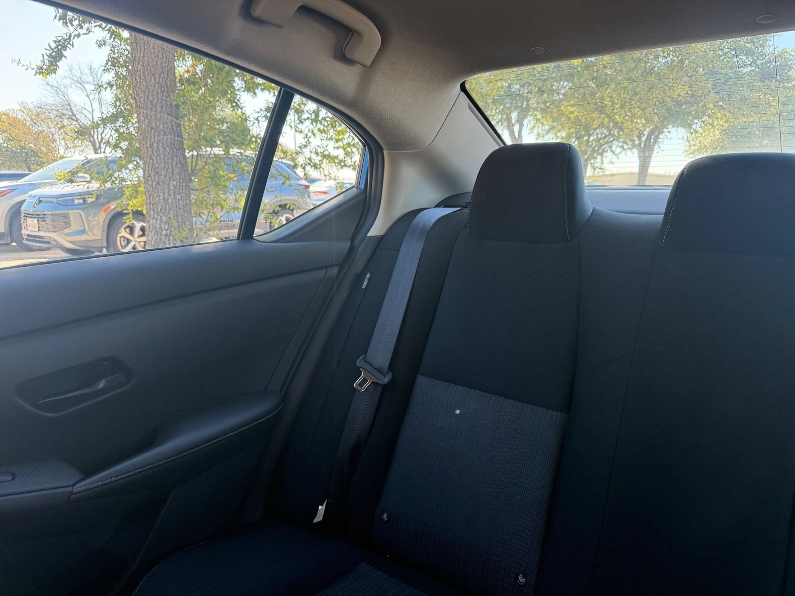 Used 2025 Nissan Sentra SV FWD image 38