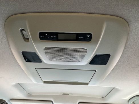 Used 2013 Nissan Quest LE image 15